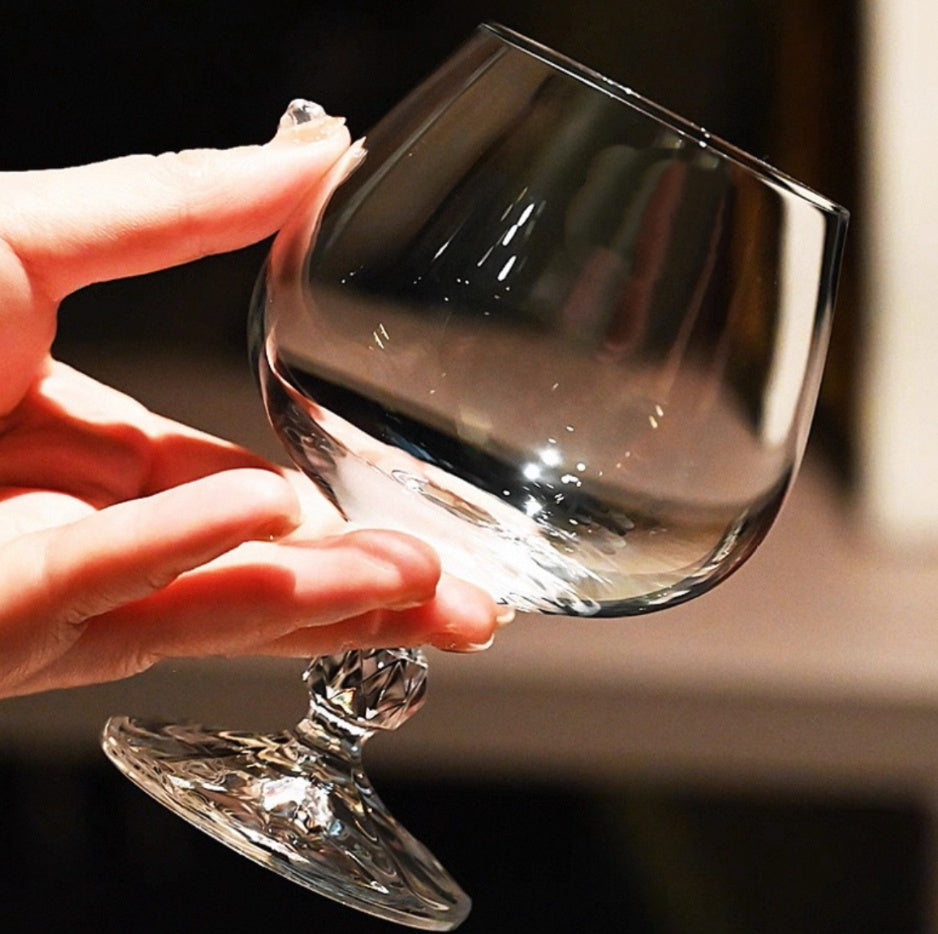 Elegant Red Wine Crystal Whiskey Glass