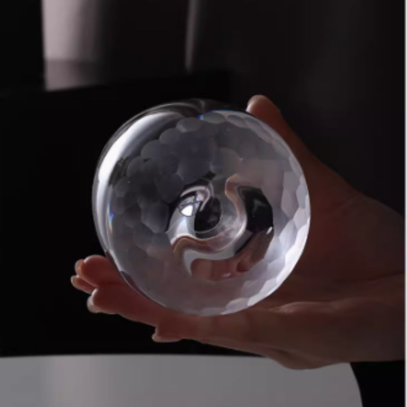 Chuyun Hand Carved Wine Glass