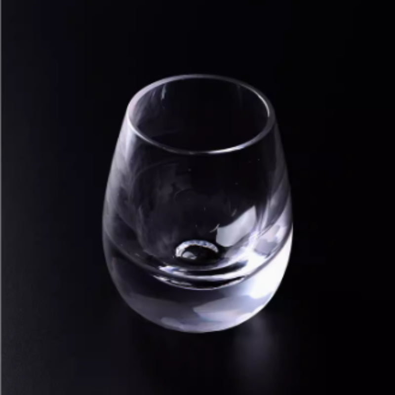 Chuyun Hand Carved Wine Glass